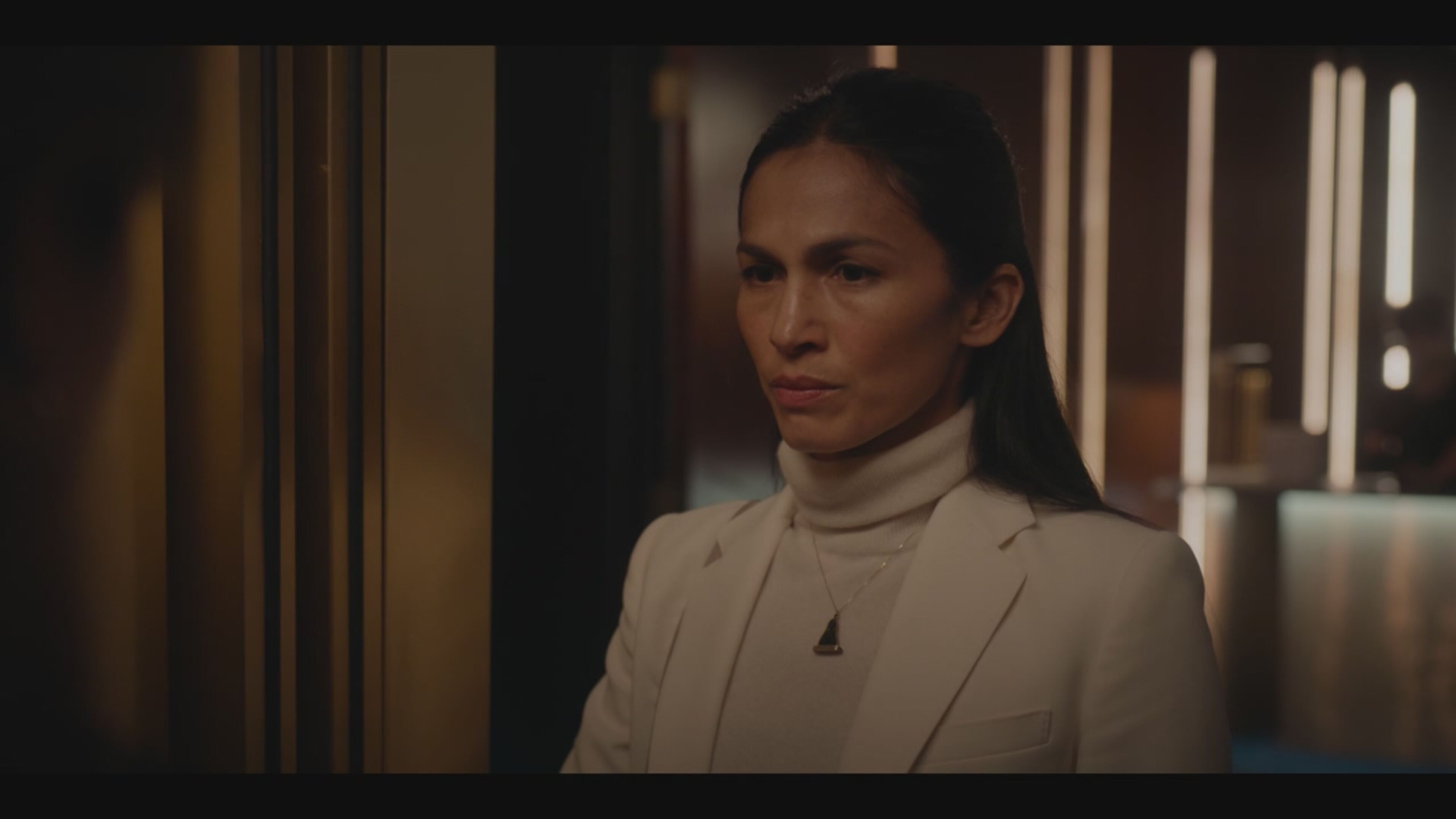 The Cleaning Lady 3 - S3 Ep7 La veglia