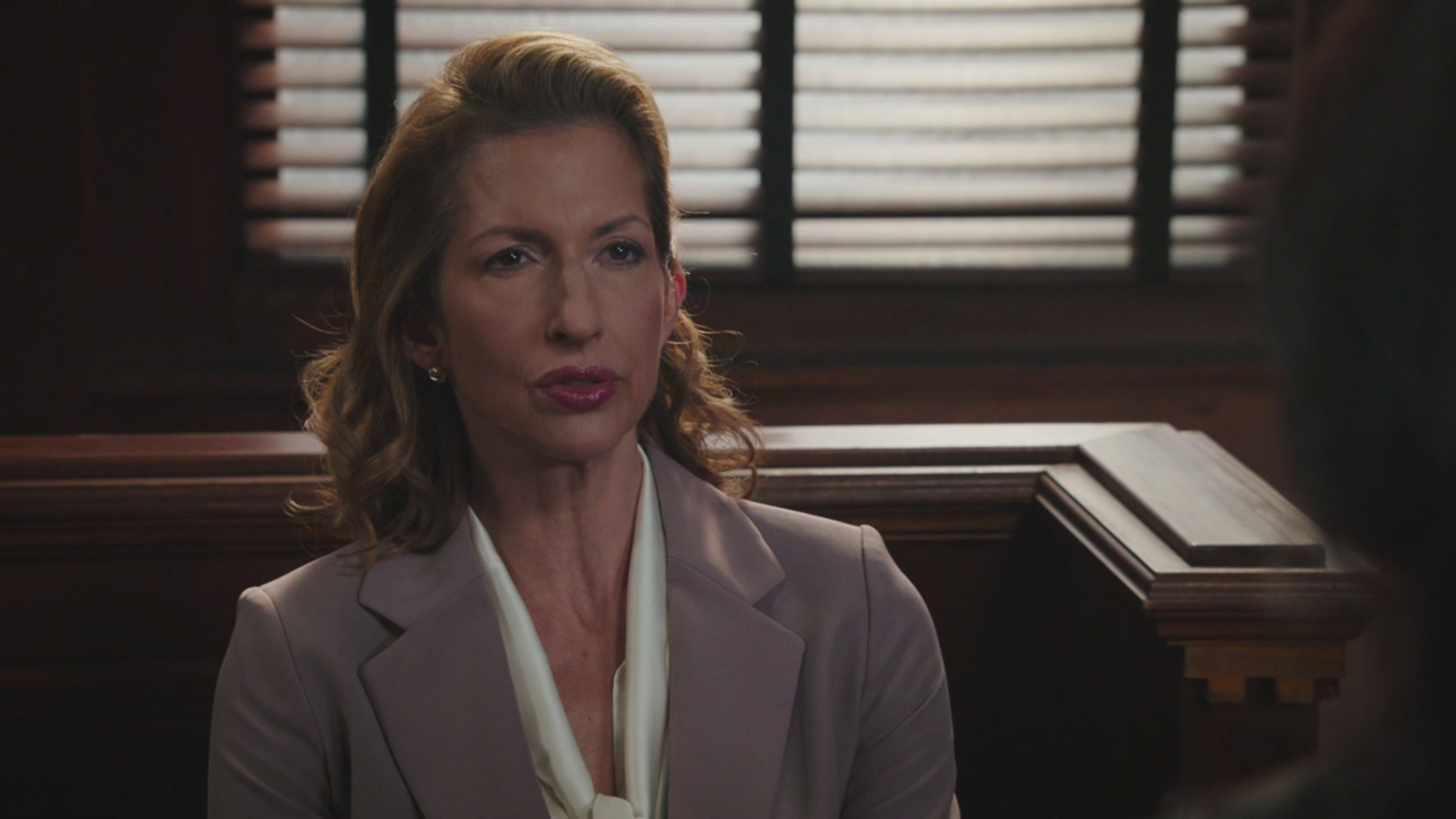 Law  Order: i due volti della giustizia 22 - S22 Ep7 Solo chi e' solo