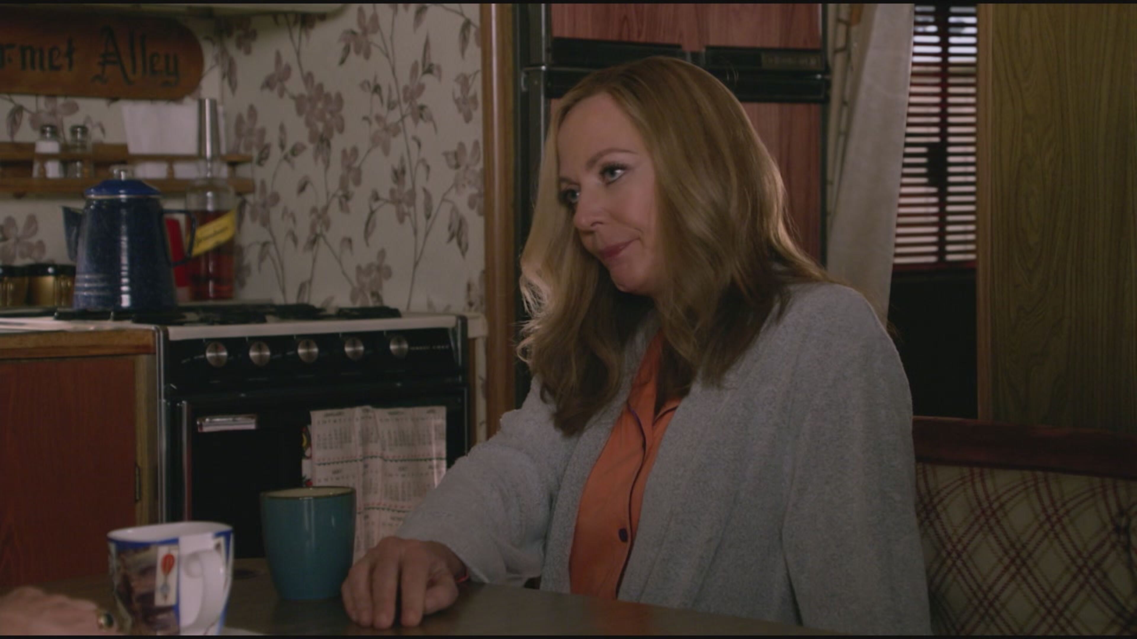 Mom 8 - S8 Ep7 S'more e un bozzolo di tristezza