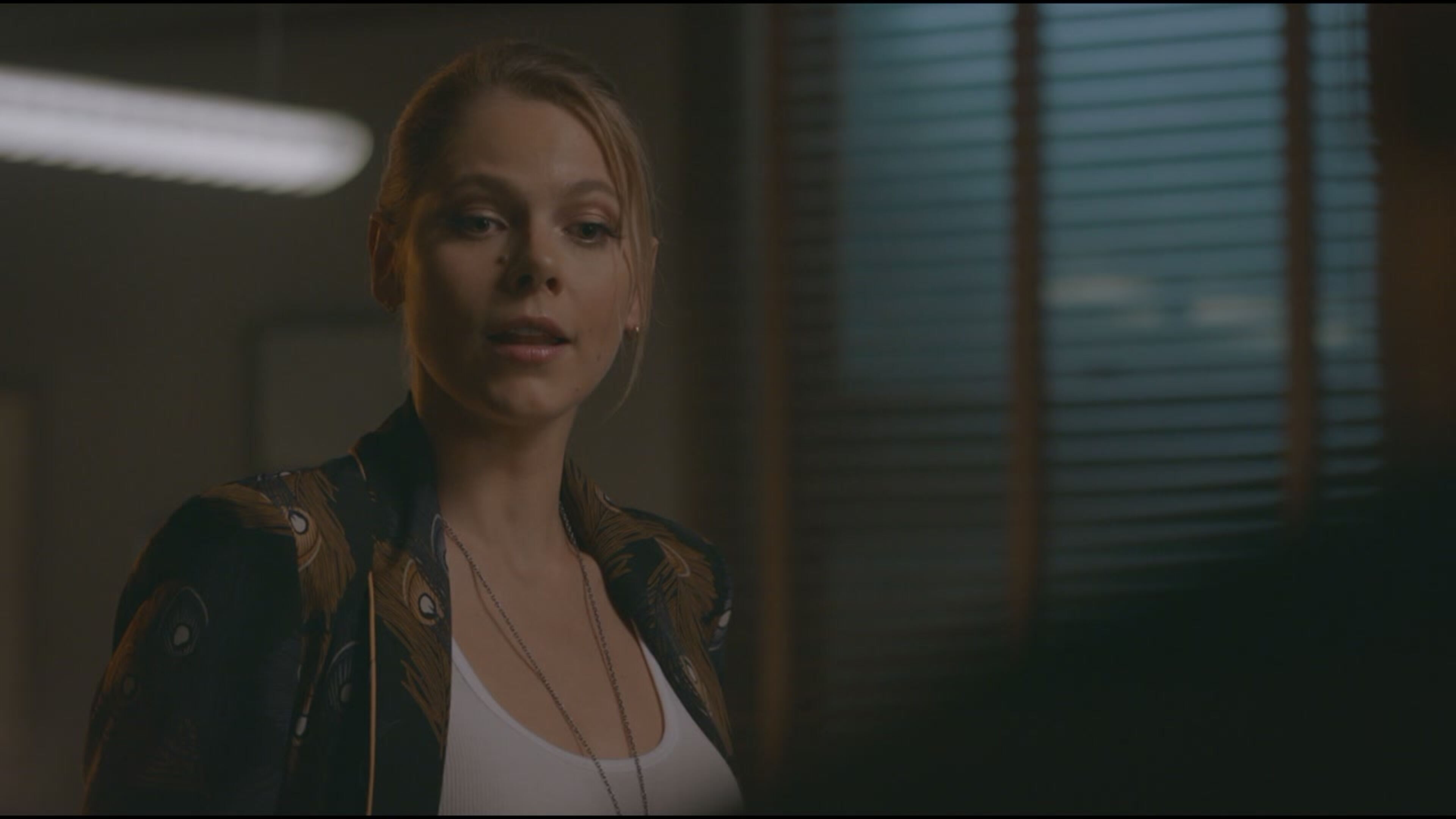 Roswell, New Mexico - S2 Ep9 Un passato difficile