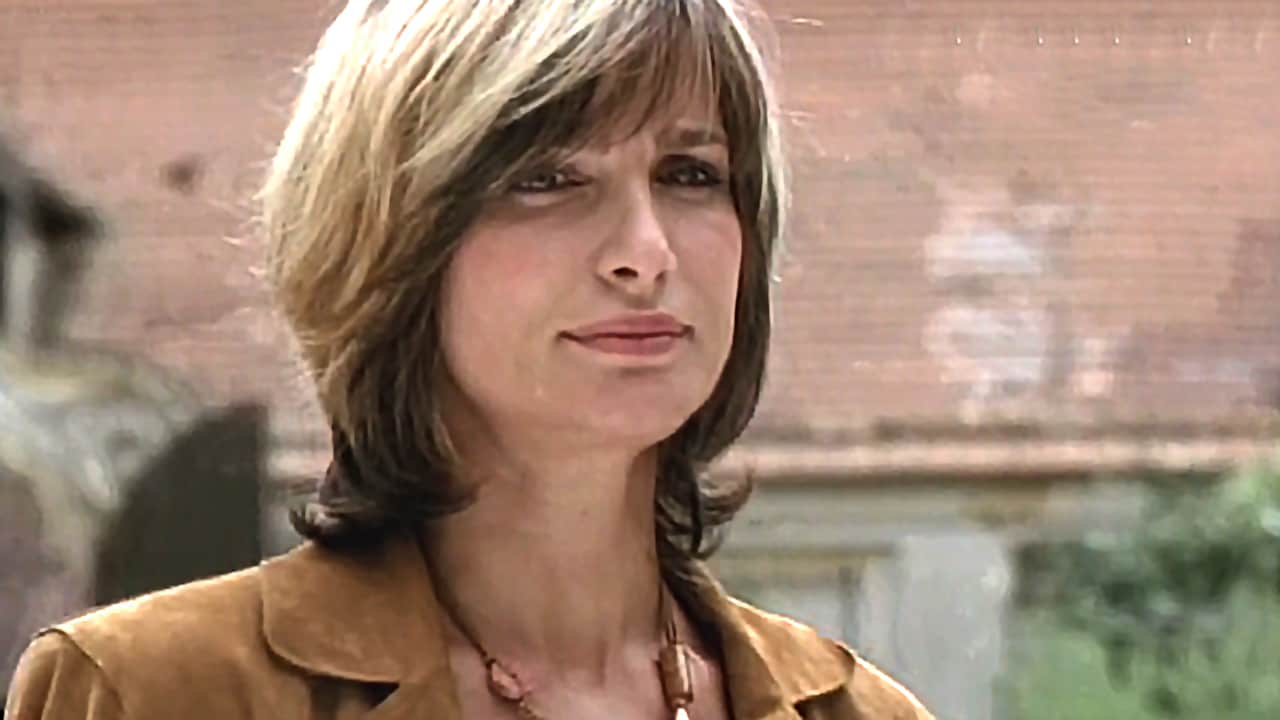 Un ciclone in convento S4E3 - È morta una stella