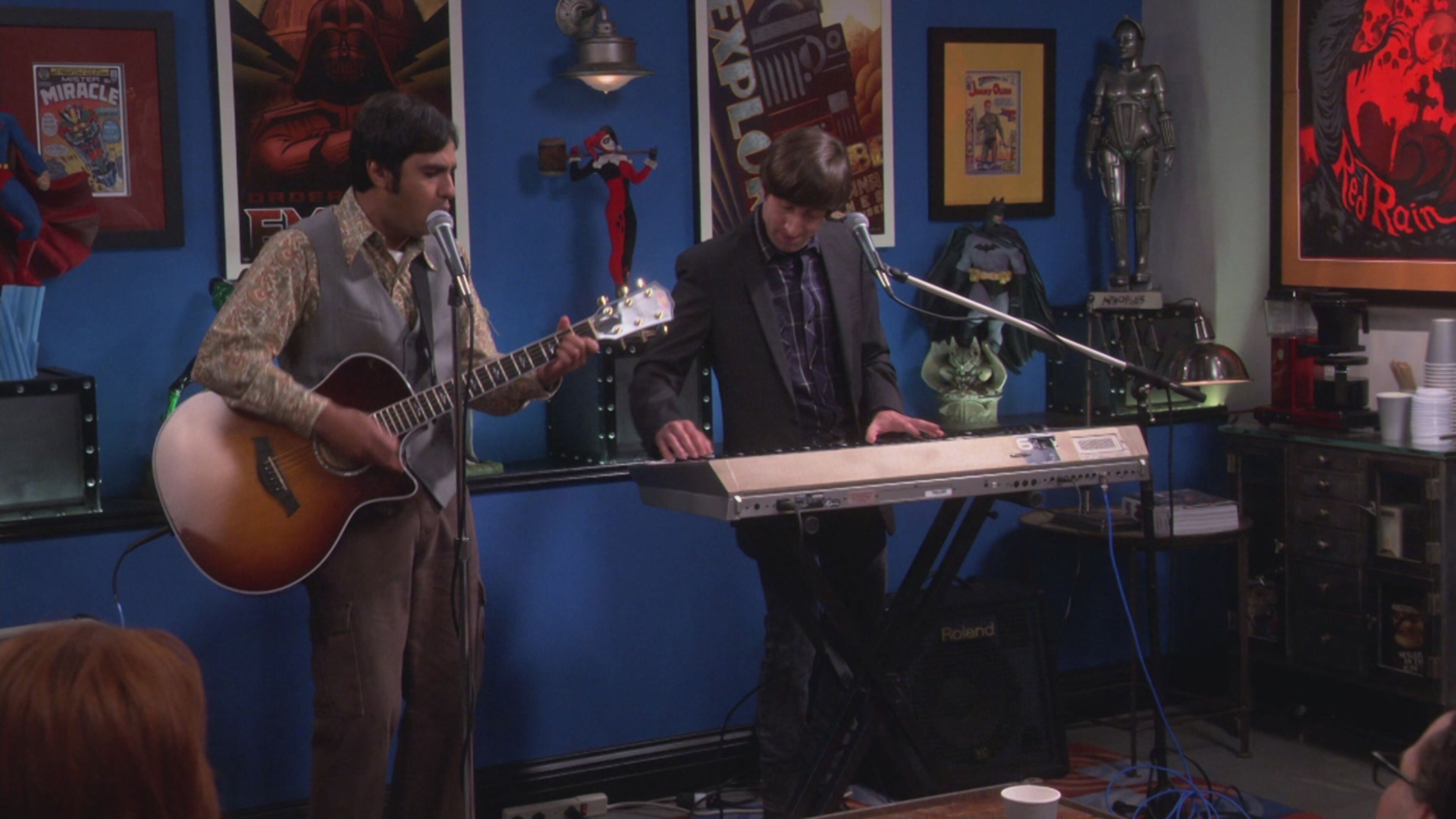 Big bang theory 9 - S9 Ep4 L'approssimazione del 2003