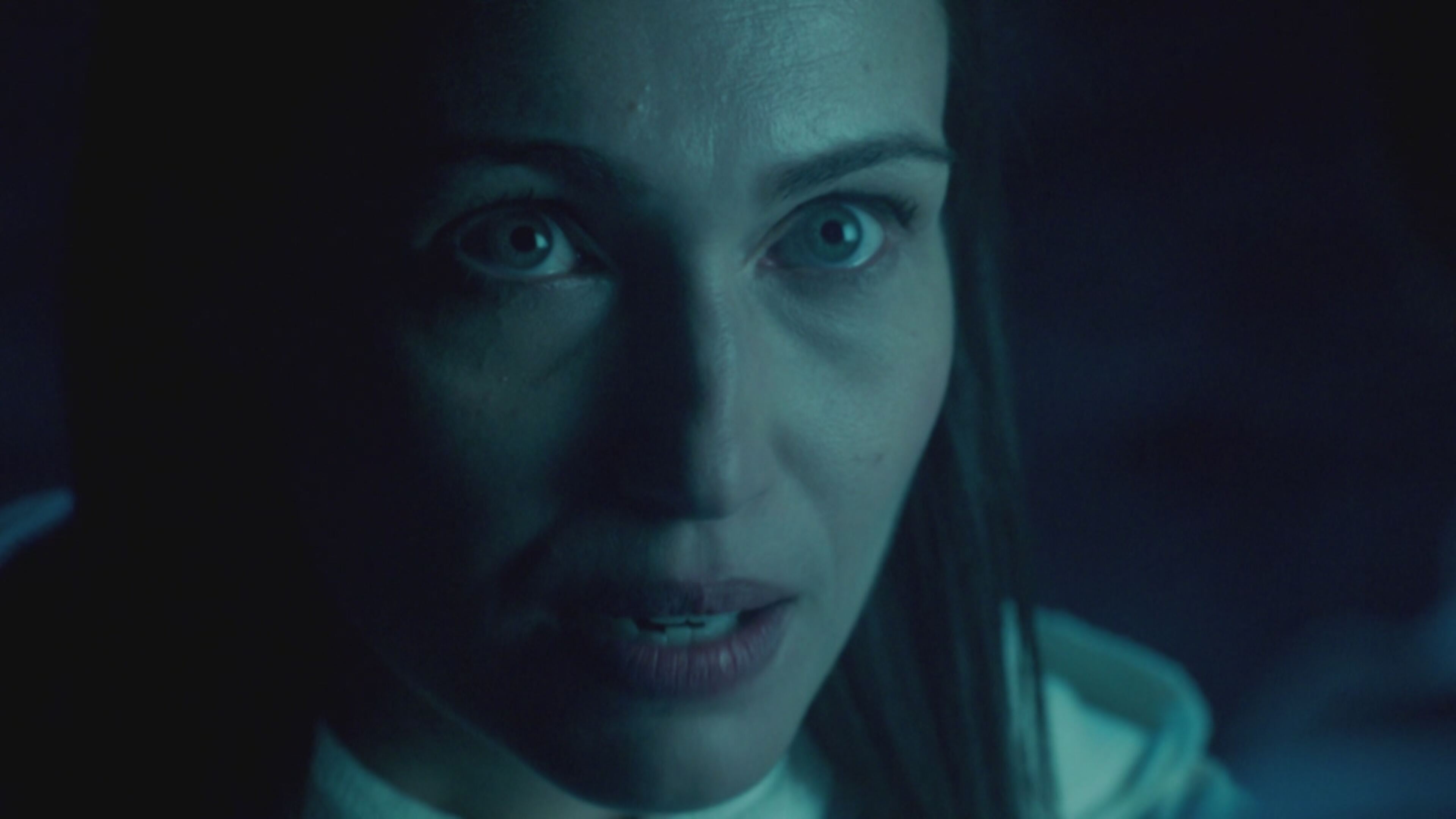 Roswell, New Mexico 4 - S4 Ep8 La giornata dei segreti