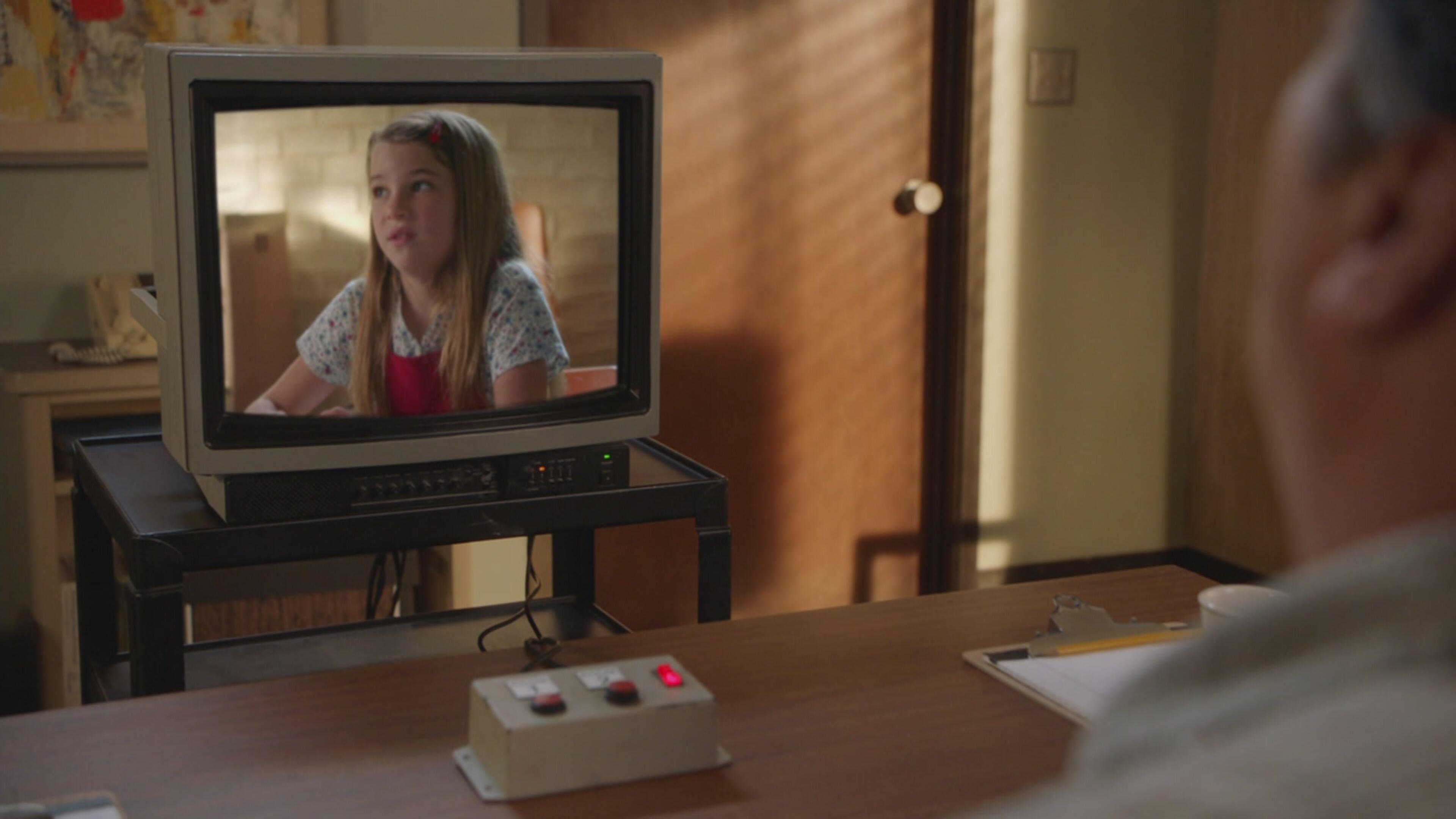 Young Sheldon 2 - S2 Ep5 Un'indagine e torte di nozze cecoslovacche