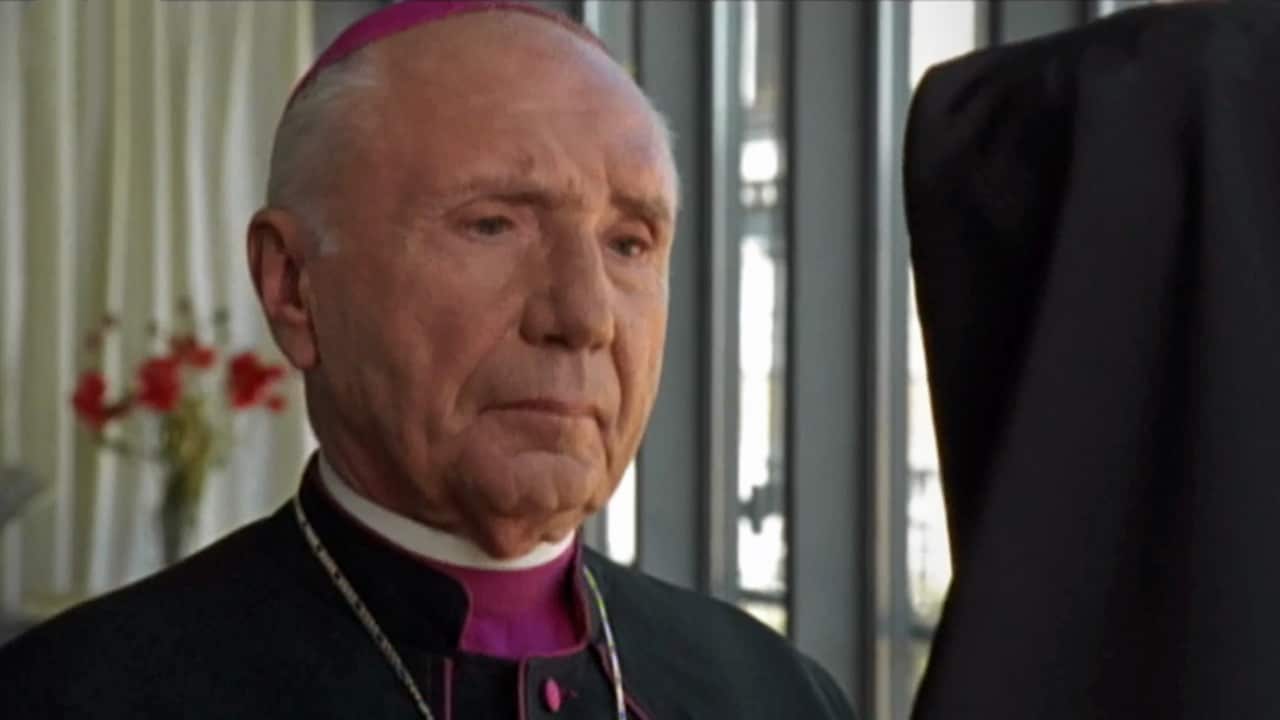 Un ciclone in convento S5E13 - Addio alle terme