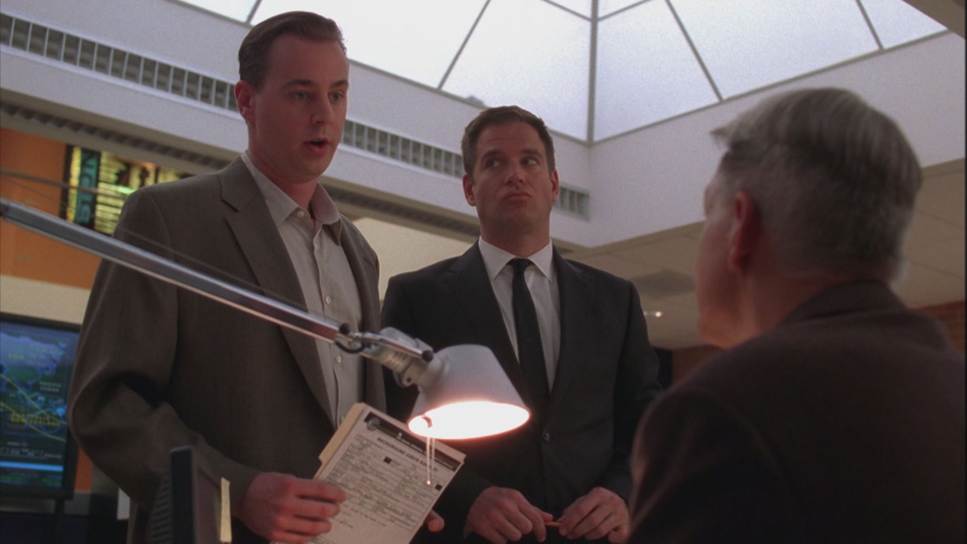 NCIS - Unità anticrimine 5 - S5 Ep17 L'identikit