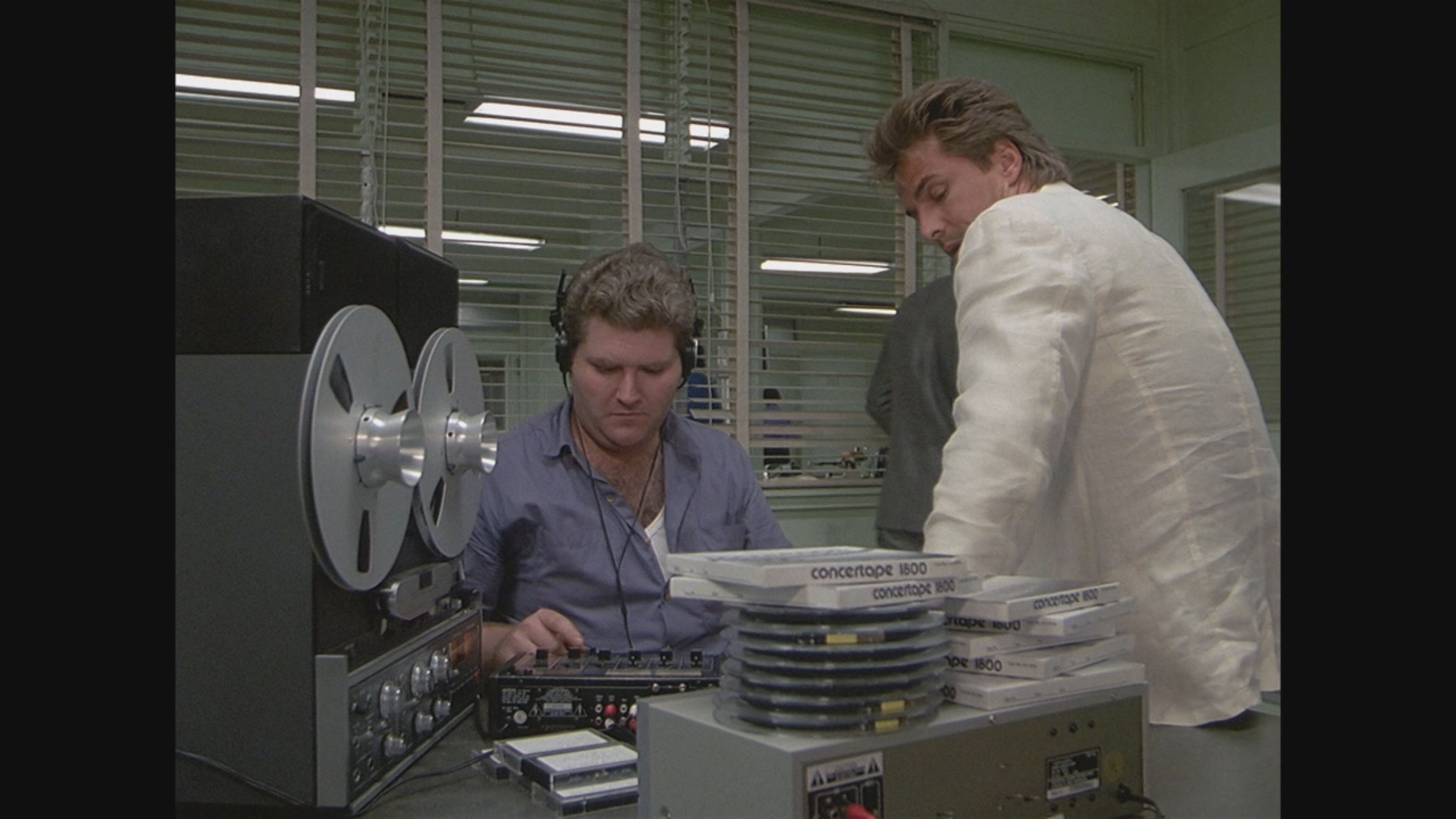 Miami Vice 3 - S3 Ep16 Theresa