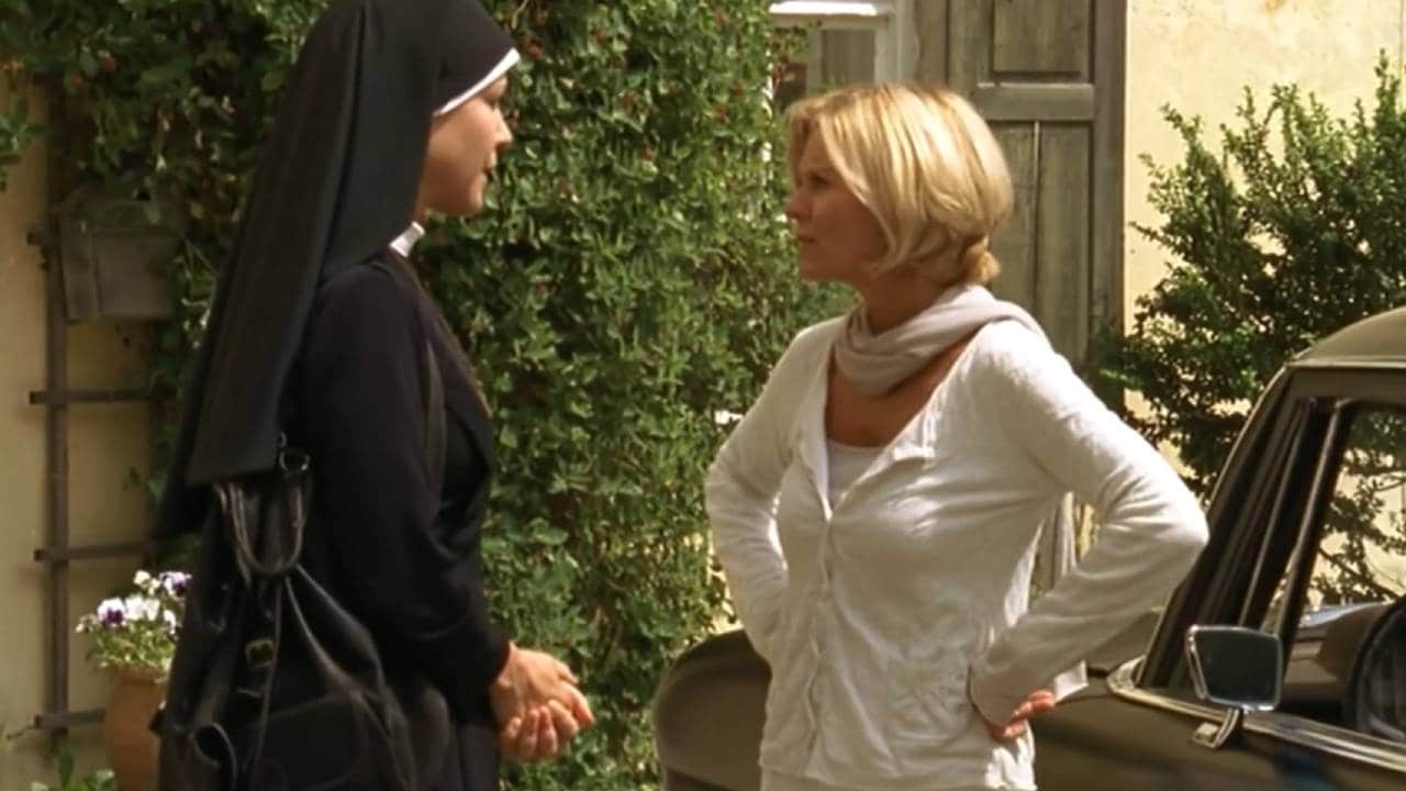 Un Ciclone in Convento S9E4 - Avventura al Grand Hotel