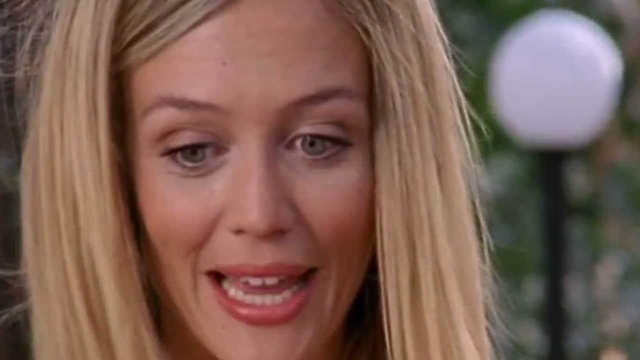 Un Medico in Famiglia S6E21 - Non c'è rosa senza spine