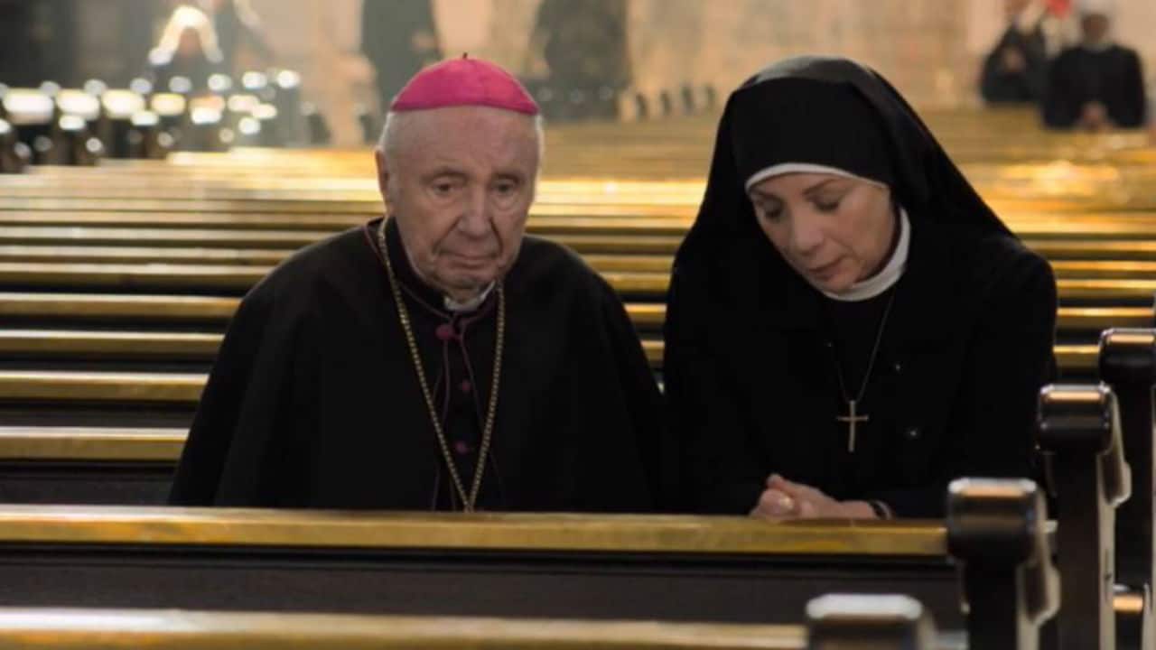 Un ciclone in convento S18E9 - Sindaci rivali