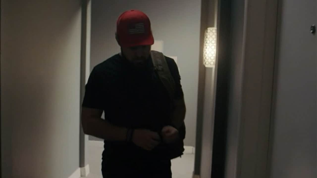 Seal Team S6E6 - Occhio alle spalle