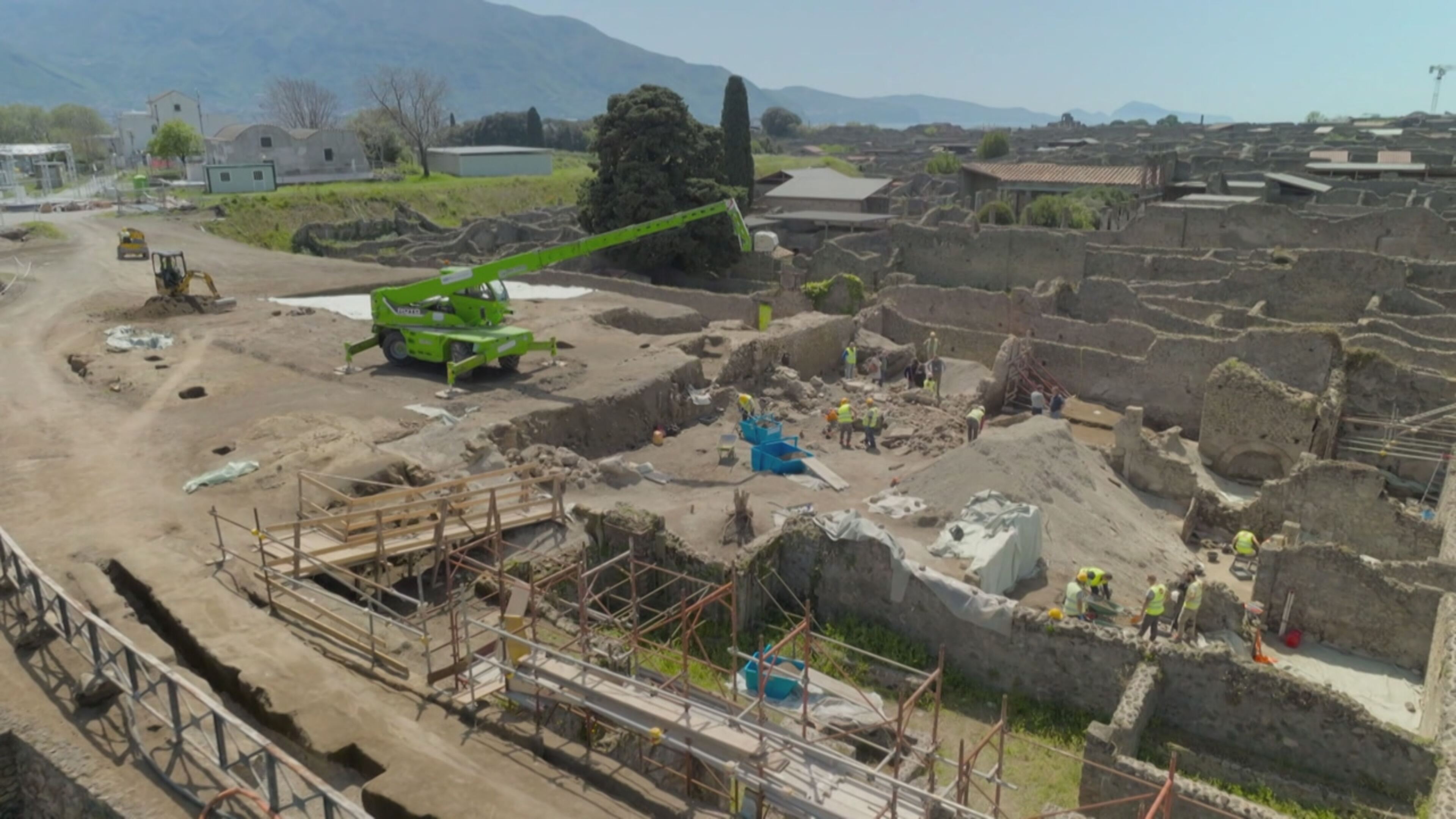 Pompei: le nuove verita' - S1 Ep5 La fuga - i parte